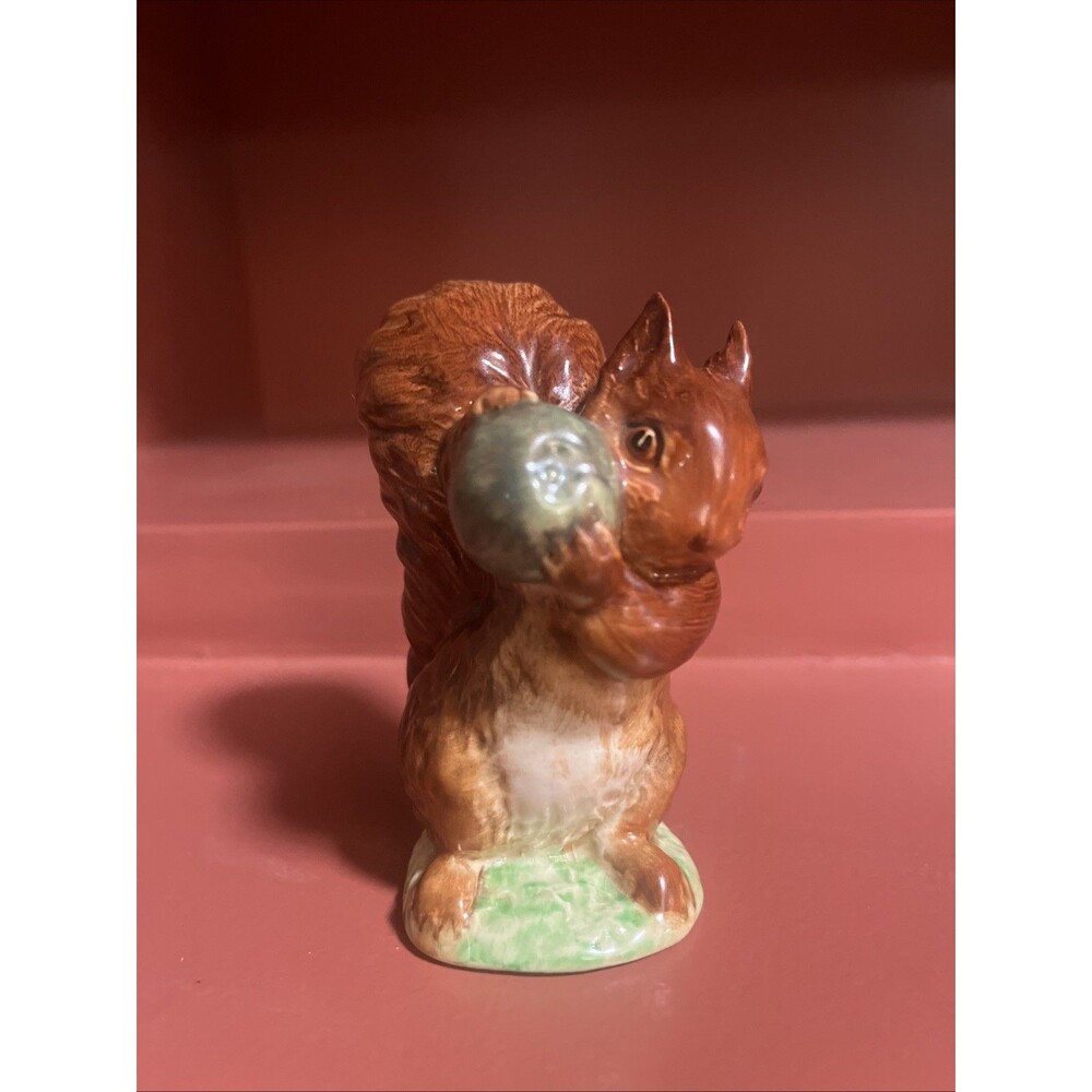 Beatrix Potter Beswick Squirrel Nutkin 1102/1 Gold Oval BP-2A BP2A BP 2A